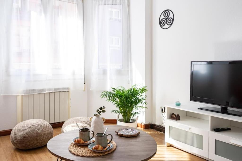 Apartamento Trisquel Gijon Exterior photo